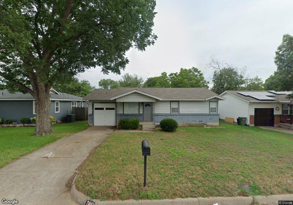780 Cullum Ave, Hurst, TX 76053 - photo 1