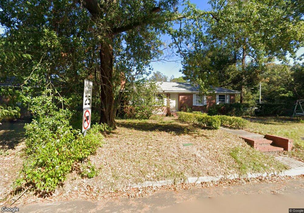 1526 E 52nd St, Savannah, GA 31404 - photo 1