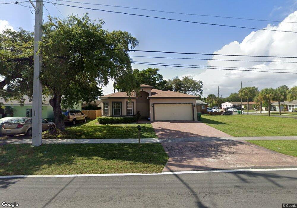 904 Phippen Waiters Rd, Dania, FL 33004 - photo 1