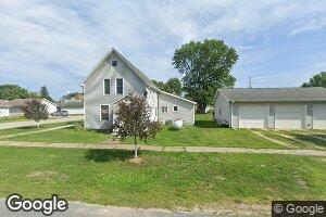 218 1st St SE, New Albin, IA 52160