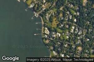 194 Kings Point Rd, Great Neck, NY 11024