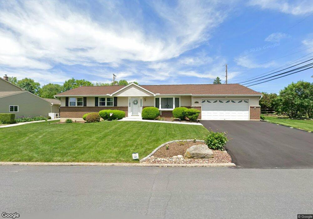 2171 Wisteria Rd, Macungie, PA 18062 - photo 1