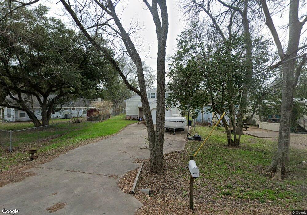 9424 Church St, Needville, TX 77461 - photo 1