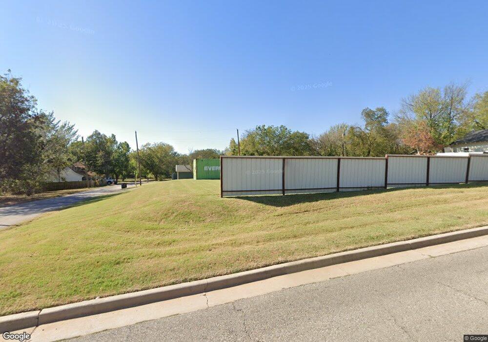 906 N Union Ave, Shawnee, OK 74801 - photo 1