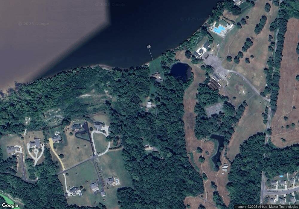 1402 Jordan Point Rd, Hopewell, VA 23860 - photo 1