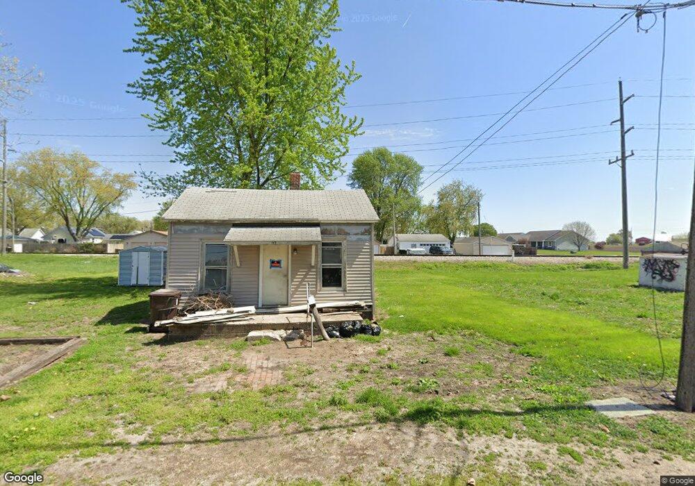 1112 Davenport St, Lincoln, IL 62656 - photo 1