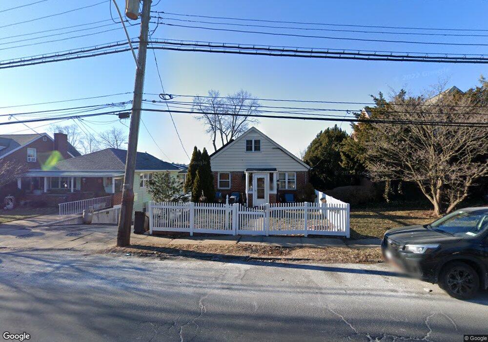 30 Stratton St S, Yonkers, NY 10701 - photo 1