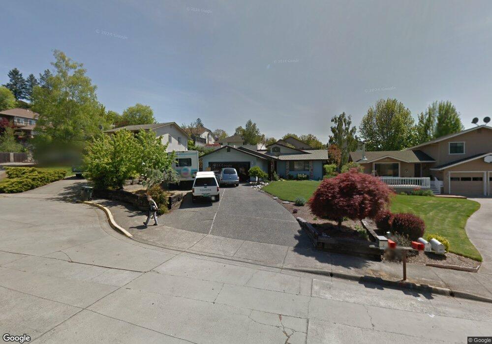 271 Southridge Way, Grants Pass, OR 97527 - photo 1