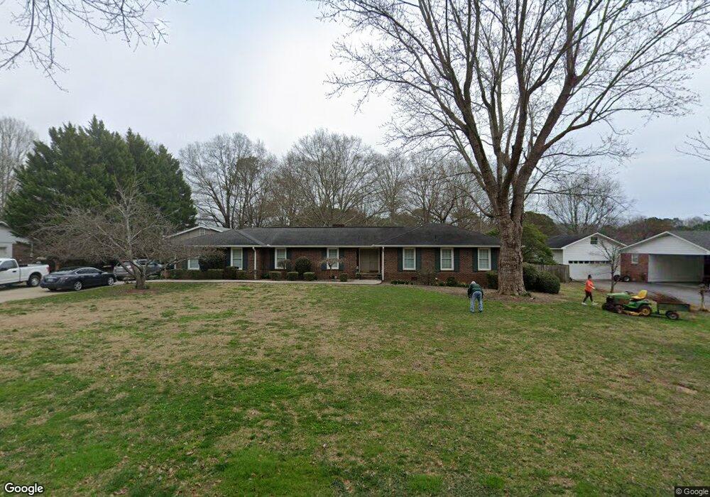 123 Windsor Dr, Calhoun, GA 30701 - photo 1