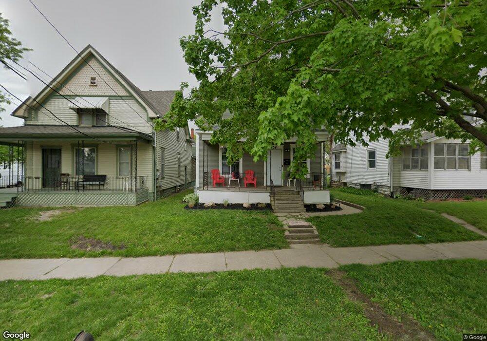 804 15th St SE, Cedar Rapids, IA 52403 - photo 1