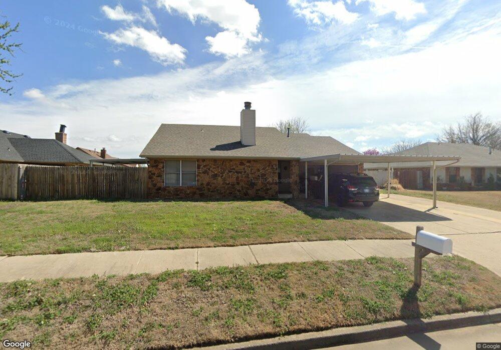 1508 Smoking Tree St, Moore, OK 73160 - photo 1