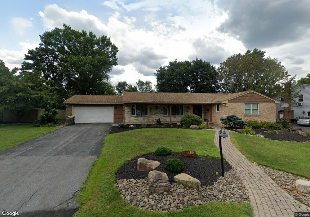 6302 Fairway Ln, Allentown, PA 18106 - photo 1