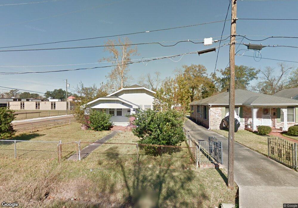 1501 Fournet St, Lake Charles, LA 70601 - photo 1