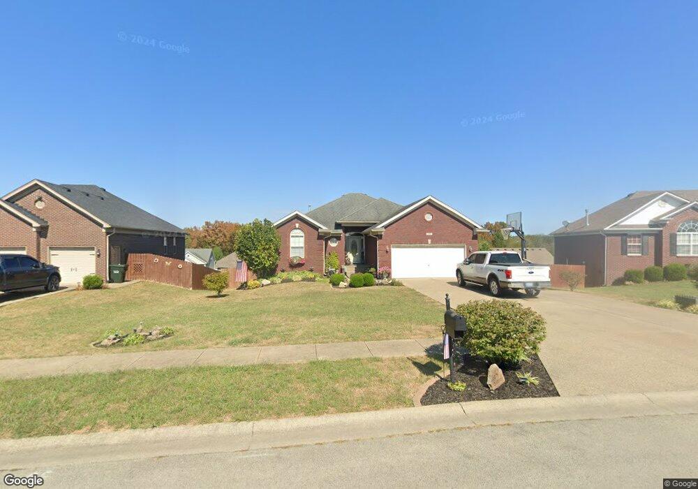 172 Halcomb Ct, Mount Washington, KY 40047 - photo 1