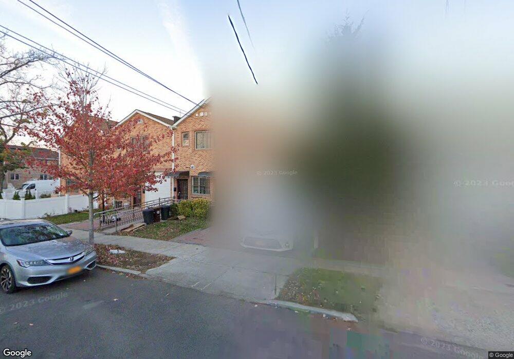 7507 166th St, Flushing, NY 11366 - photo 1