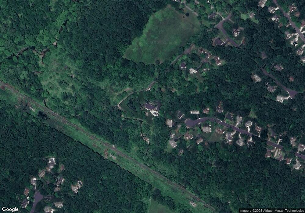 10021 Meadowlark Rd, Vienna, VA 22182 - photo 1