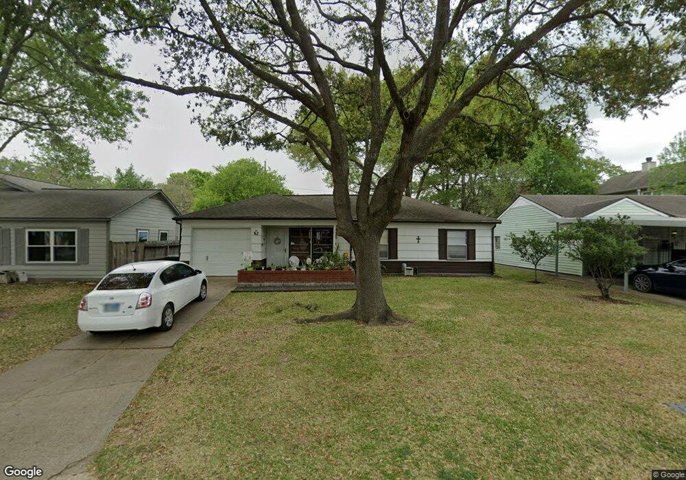 1818 Libbey Dr, Houston, TX 77018 - photo 1