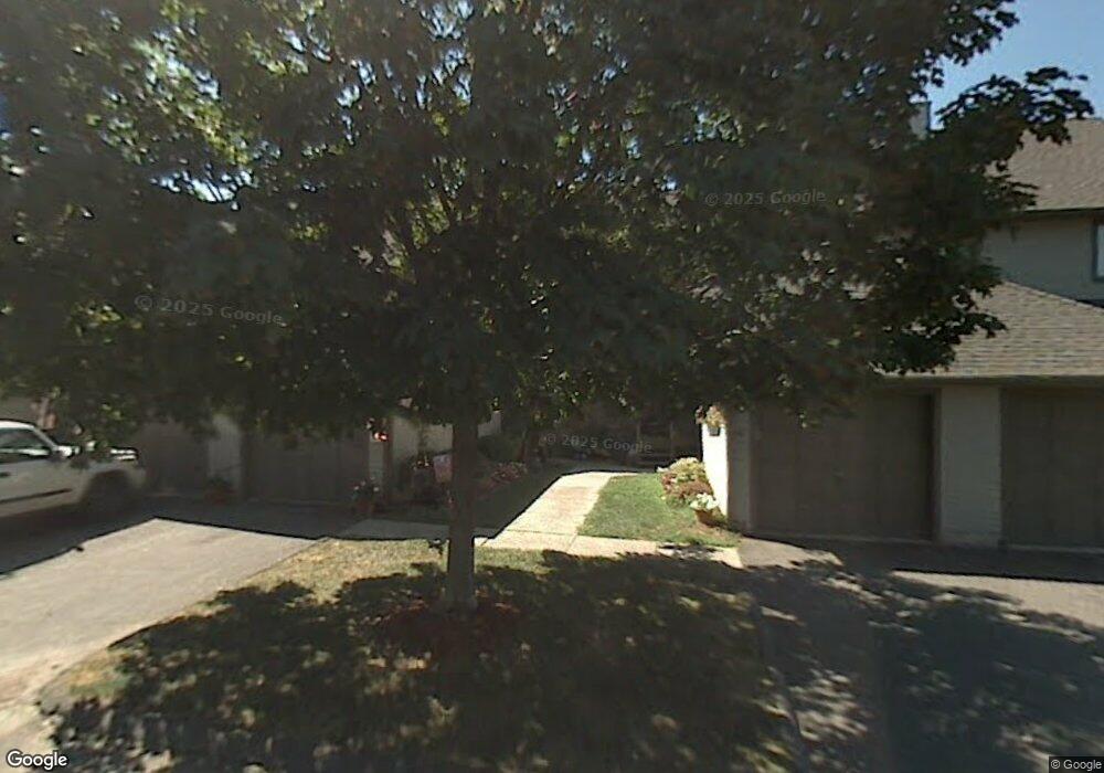 64 Fox Run Ct unit 64, Newington, CT 06111 - photo 1