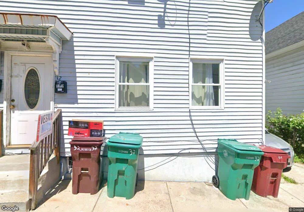 32 Abbott St unit 1, Lowell, MA 01852 - photo 1