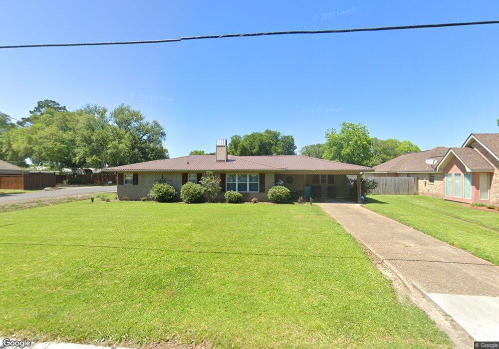 1950 Park Ave, Eunice, LA 70535 - photo 1