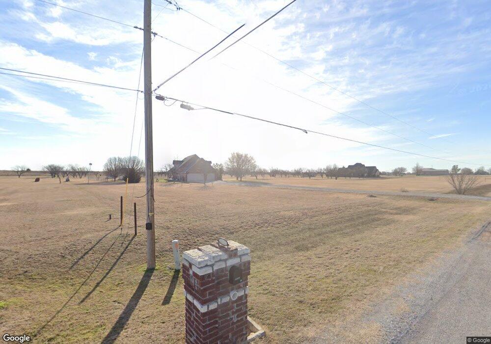 392 NW Logue Rd, Cache, OK 73527 - photo 1