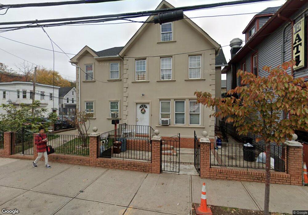 79 Innis St, Staten Island, NY 10302 - photo 1