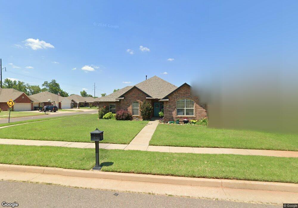2009 SE 9th St, Moore, OK 73160 - photo 1