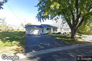 402 1st St NW, Spring Grove, MN 55974