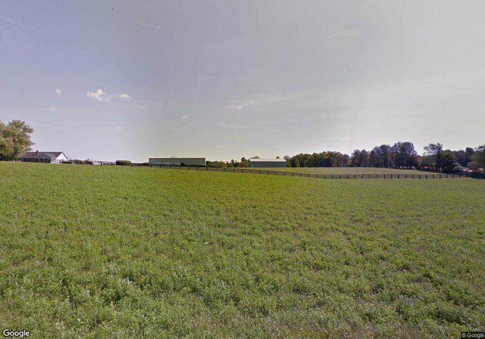 7520 von Allman Rd, Floyds Knobs, IN 47119 - photo 1