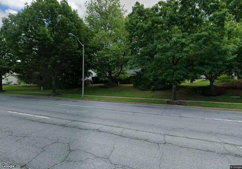 10509 Joyceton Dr, Upper Marlboro, MD 20774 - photo 1