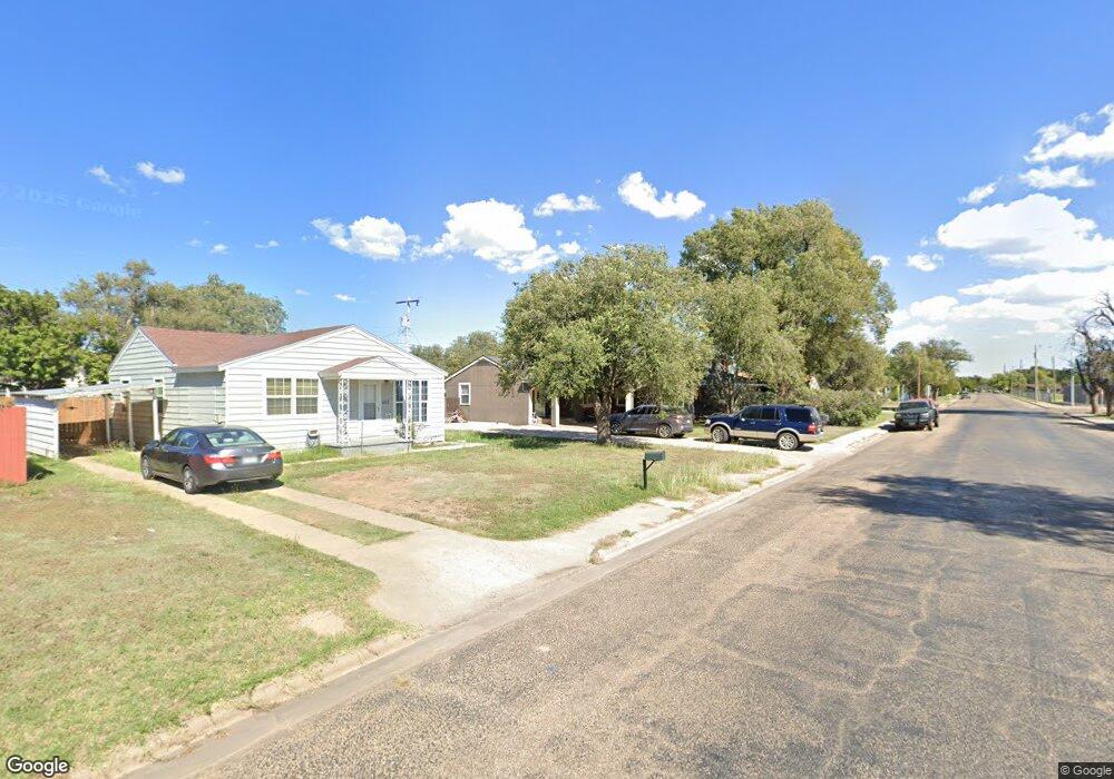 505 E 3rd St, Dumas, TX 79029 - photo 1