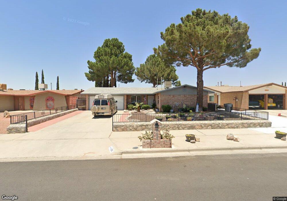 11329 Jack Cupit Ln, El Paso, TX 79936 - photo 1