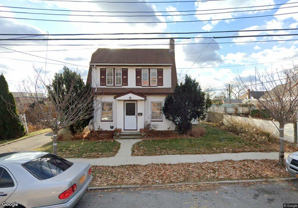 19640 45th Rd, Flushing, NY 11358 - photo 1