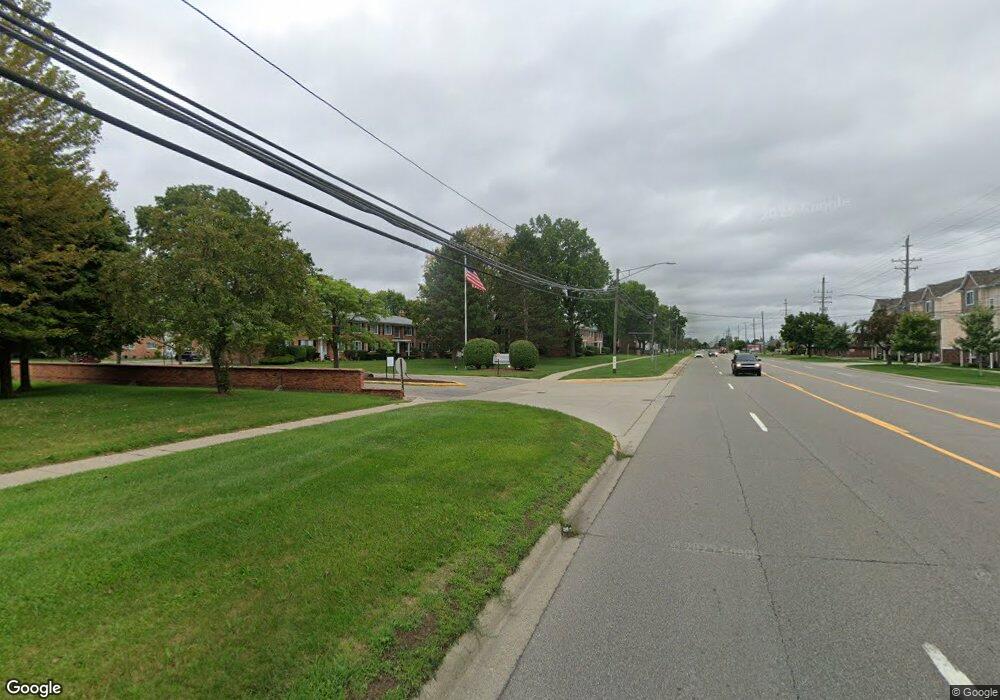 29640 Hoover Rd unit 151, Warren, MI 48093 - photo 1