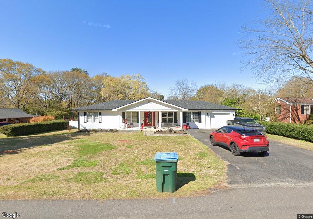 339 Roosevelt Blvd, Commerce, GA 30529 - photo 1