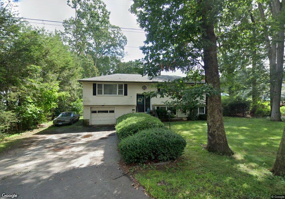 73 Lancaster St, Oakville, CT 06779 - photo 1