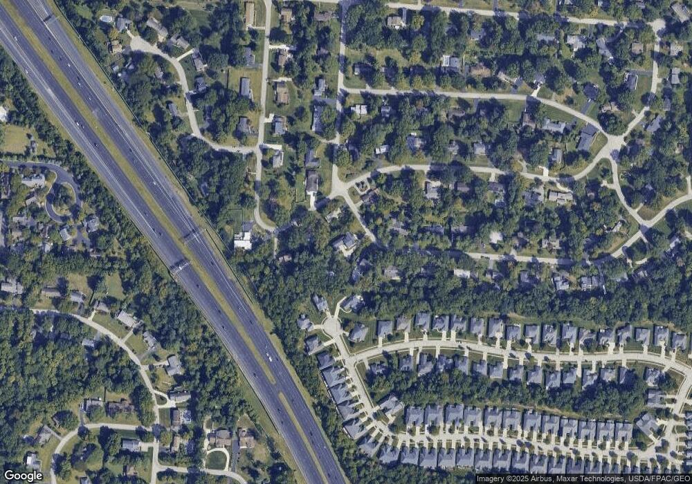 5855 Whitman Rd, Columbus, OH 43213 - photo 1