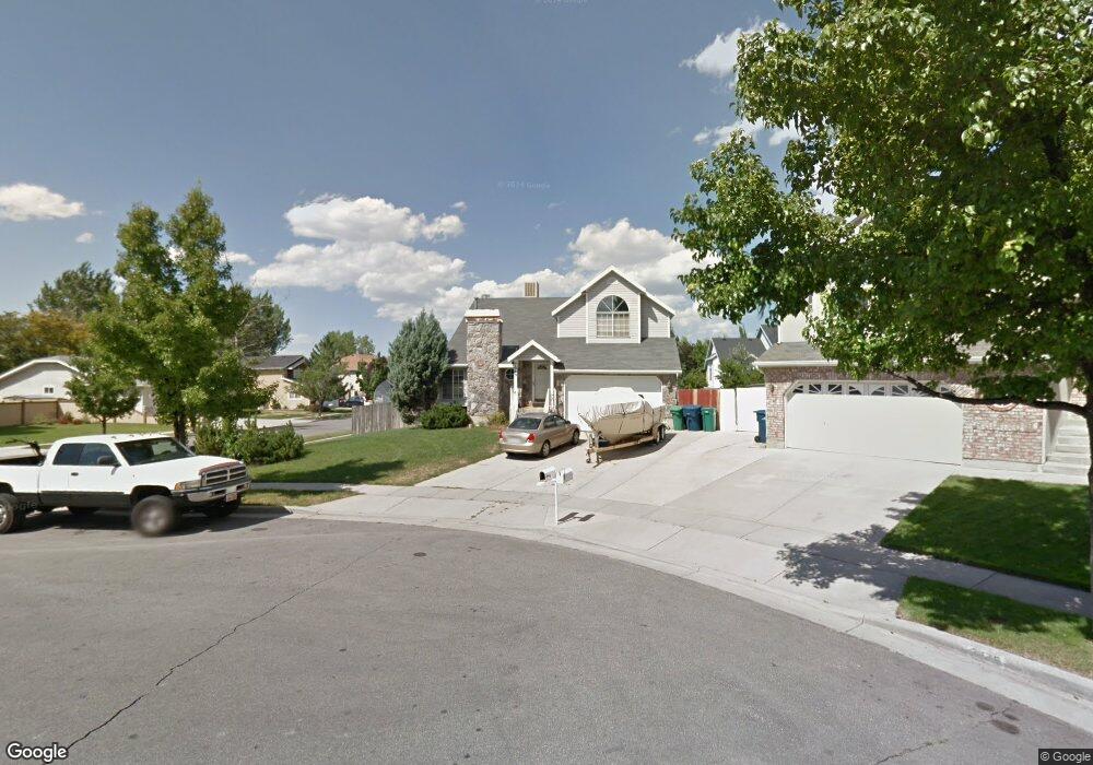 7969 Showcase Ln, Sandy, UT 84094 - photo 1