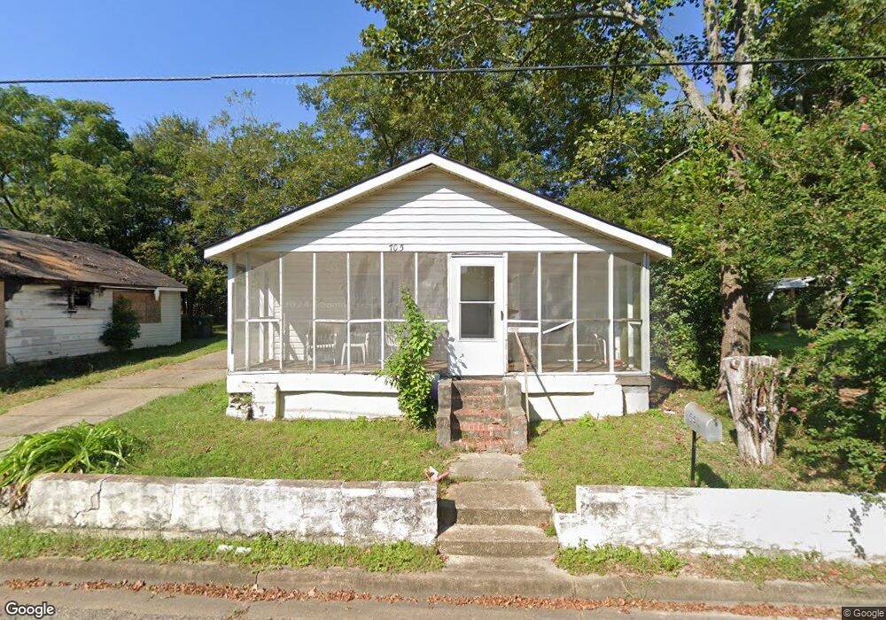 705 Shirley St, Dothan, AL 36303 - photo 1