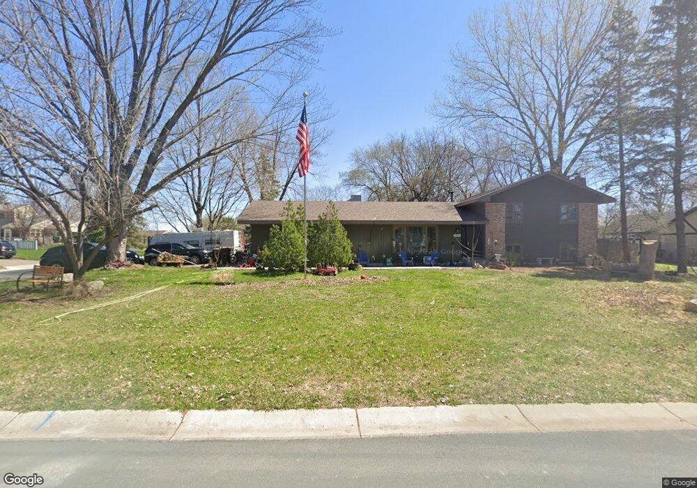 1684 Perkins Ln, Maple Plain, MN 55359 - photo 1