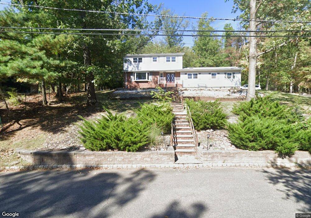 40 Longview Dr, Green Brook, NJ 08812 - photo 1