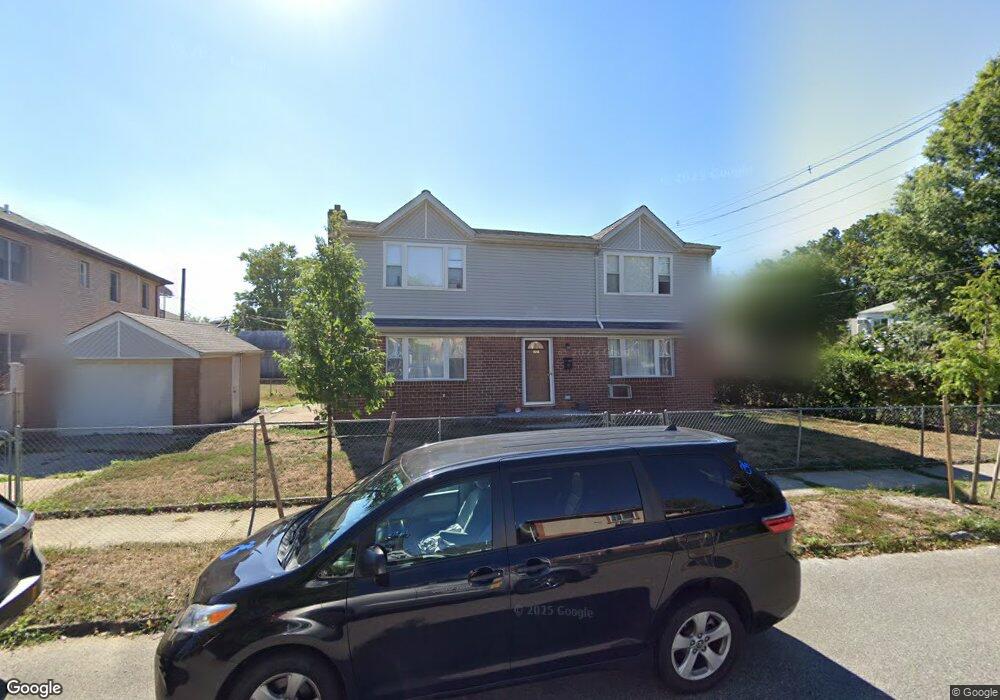 7604 252nd St, Bellerose, NY 11426 - photo 1