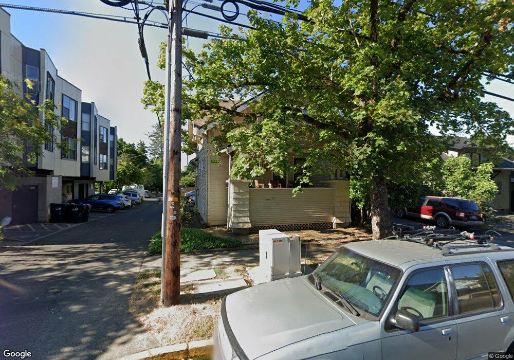 946 E 19th Ave, Eugene, OR 97403 - photo 1