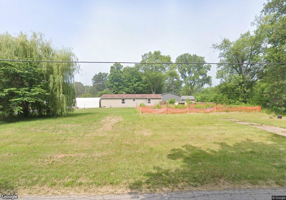 7802 N Walker Rd, New Carlisle, IN 46552 - photo 1