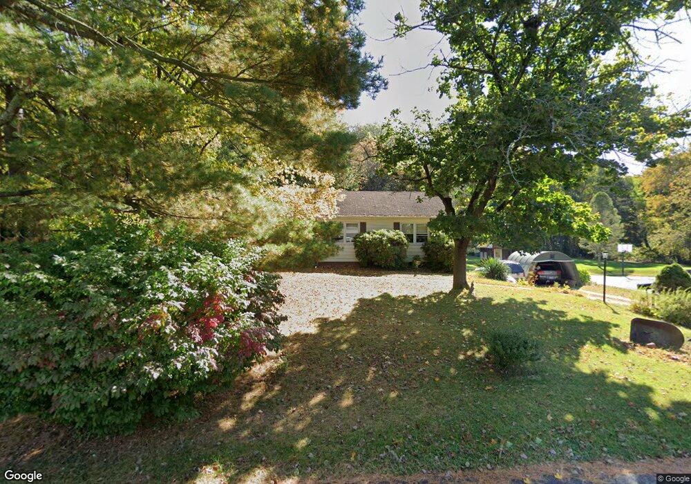 21 Shamrock Cir, Poughkeepsie, NY 12603 - photo 1