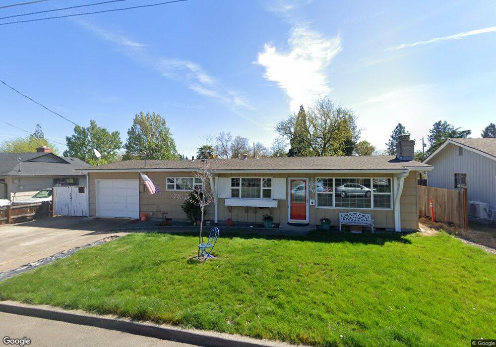 80 Crater Ln, Central Point, OR 97502 - photo 1