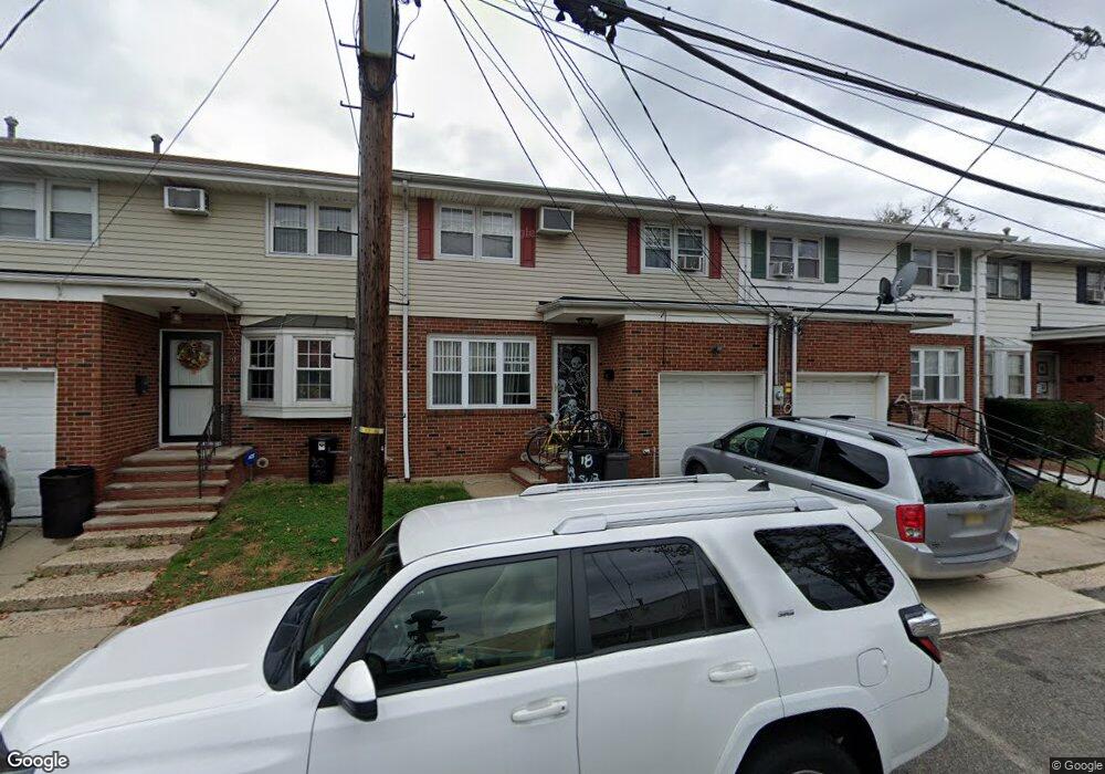 18 Suburbia Dr, Jersey City, NJ 07305 - photo 1