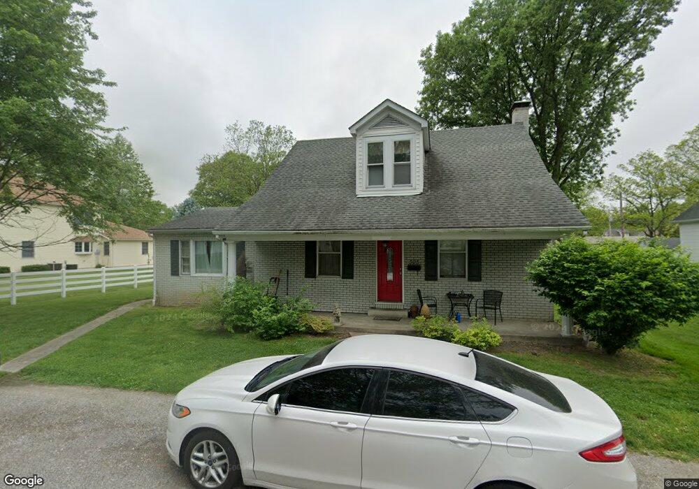 305 N Dewey St, Freeburg, IL 62243 - photo 1