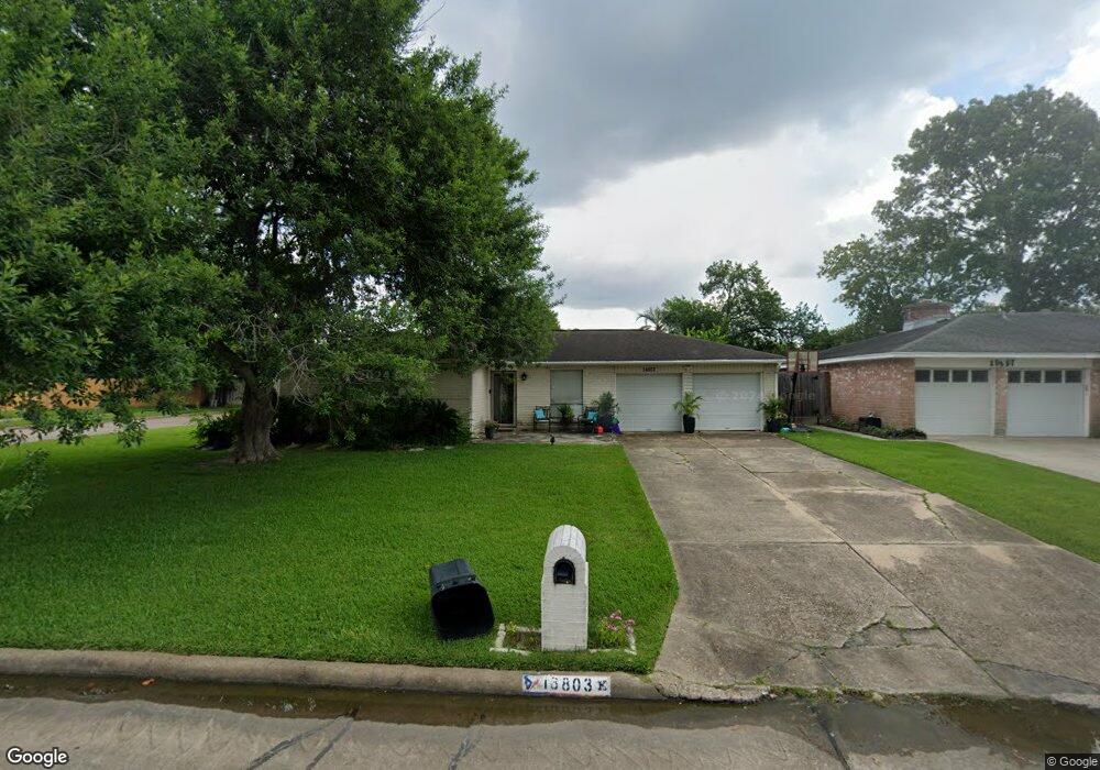 16803 David Glen Dr, Friendswood, TX 77546 - photo 1