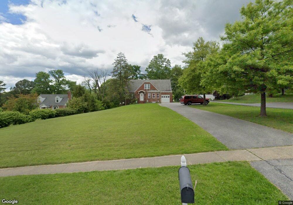 922 Francis Ave, Halethorpe, MD 21227 - photo 1